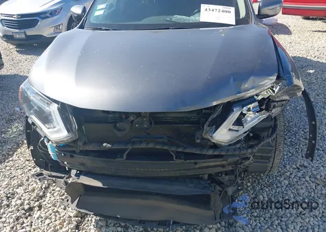 2017 Nissan Rogue S z USA, uszkodzony, nr VIN JN8AT2MV7HW258140